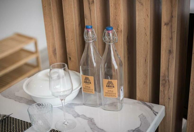 סטודיו סטנדרט עם מרפסת, Amata Residence