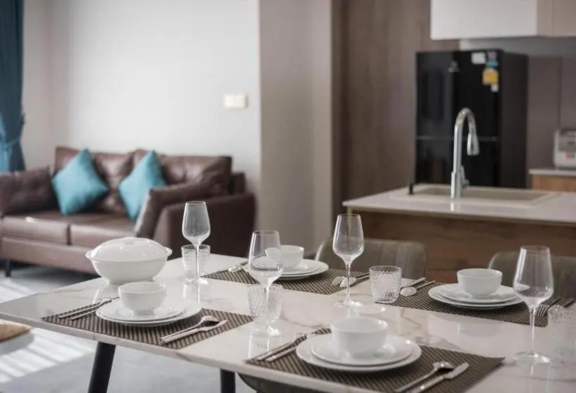 バルコニー付２ベッドルームアパートメント, Amata Residence