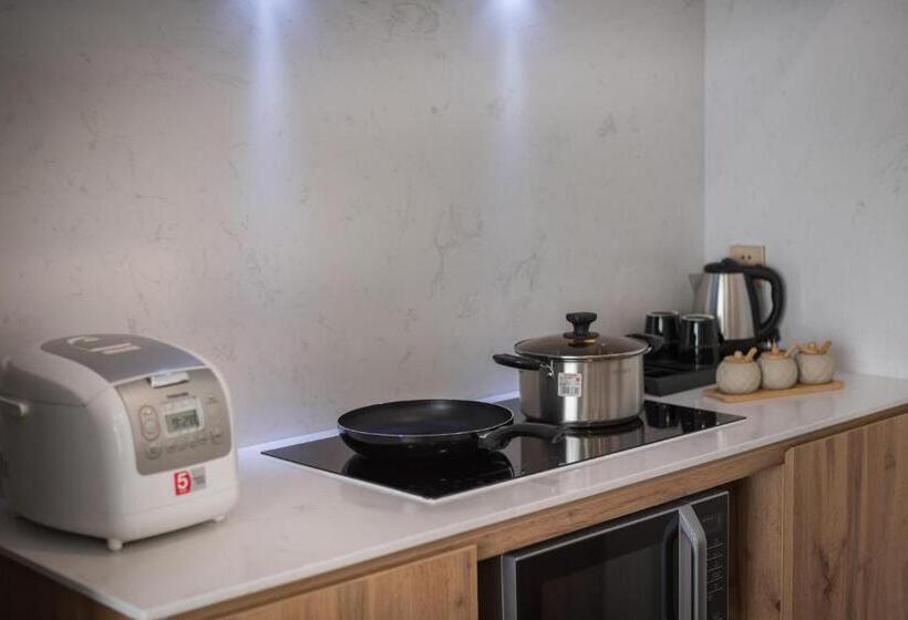 Апартаменты 2 Спальни с Балконом, Amata Residence