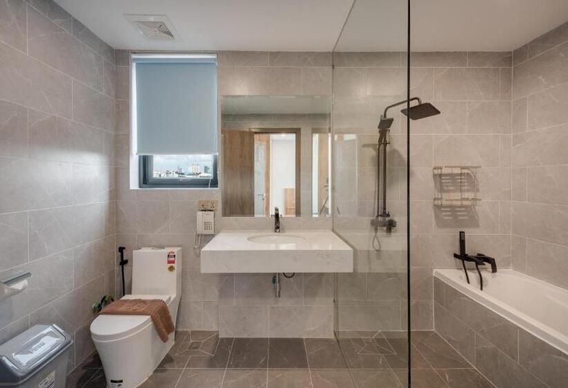 דירת שני חדרים עם מרפת, Amata Residence