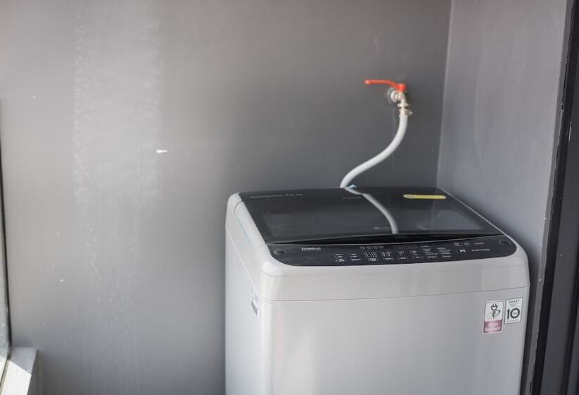 استودیو استاندارد با بالکن, Amata Residence