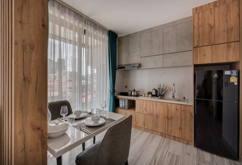 استودیو استاندارد با بالکن, Amata Residence