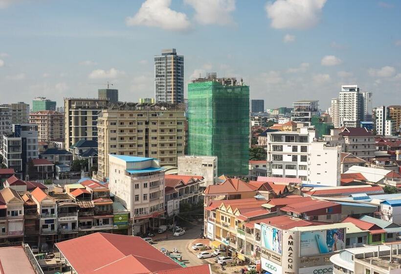 דירת שני חדרים עם מרפת, Amata Residence