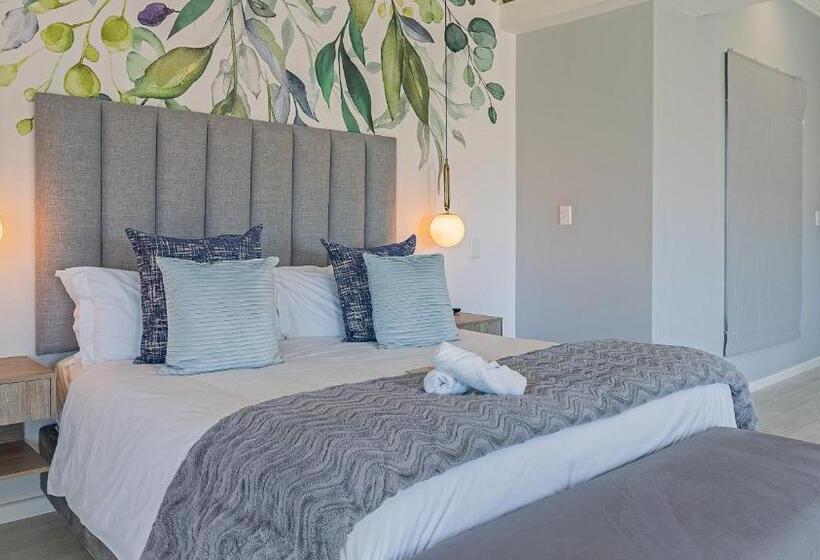 سوئیت پرزیدنت, The Salene Hotel & Cottages