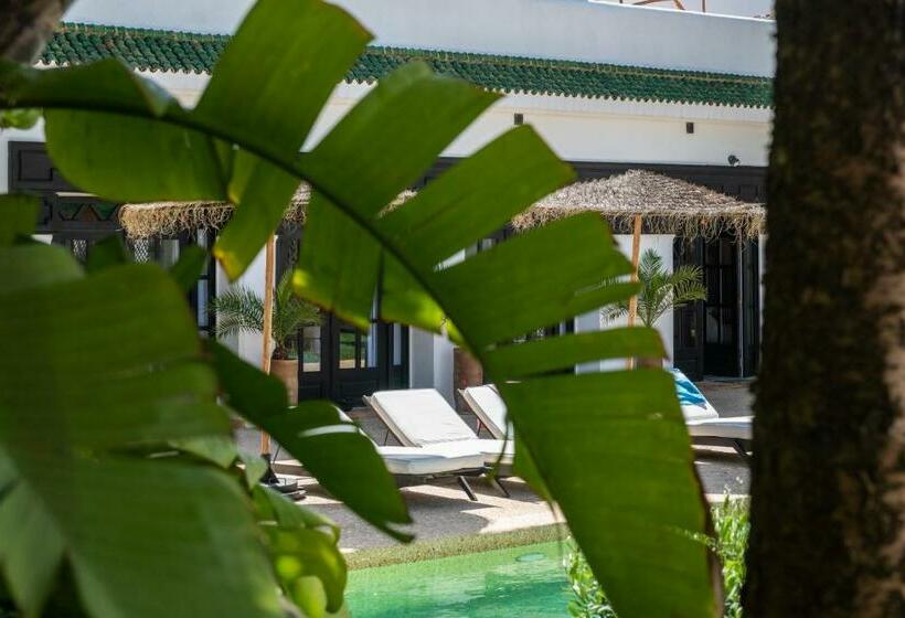 خانه 1 خوابه, Maison Marine