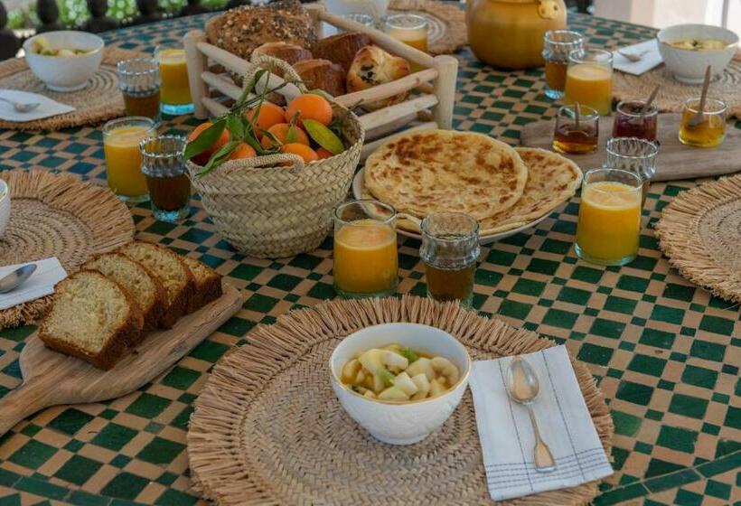 خانه 1 خوابه, Maison Marine