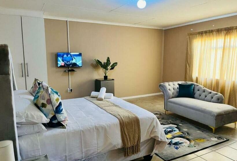 이그제큐티브 룸, Aaron S Nest Bed And Breakfast