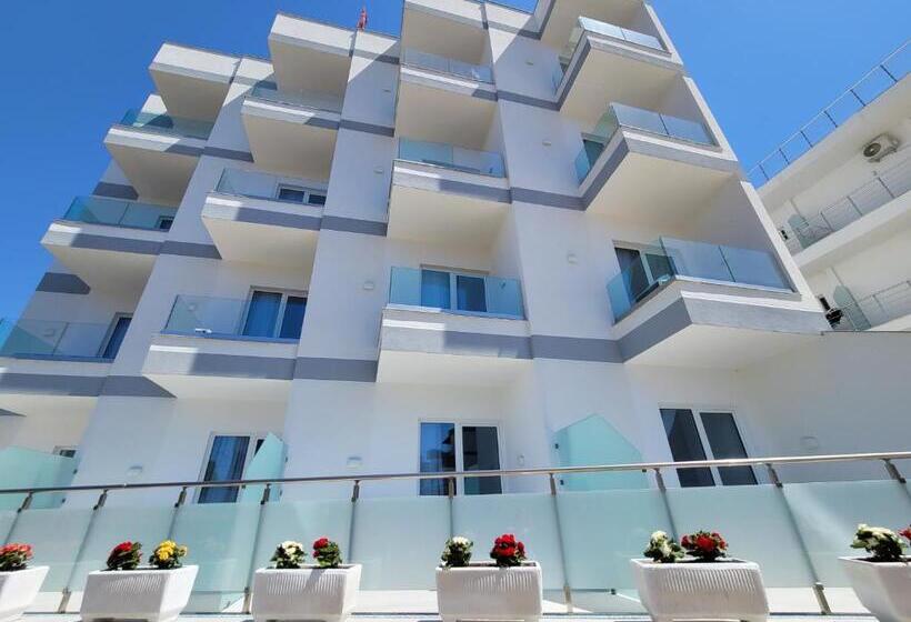 デラックスルーム, Admiro