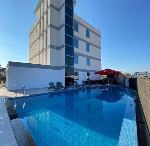 デラックスルーム, Admiro