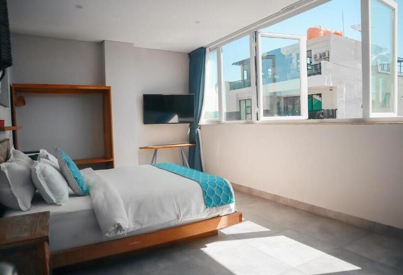 标准工作室, Harbour Komodo