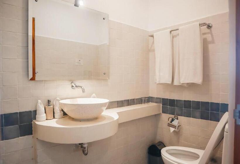 高级工作室, Harbour Komodo