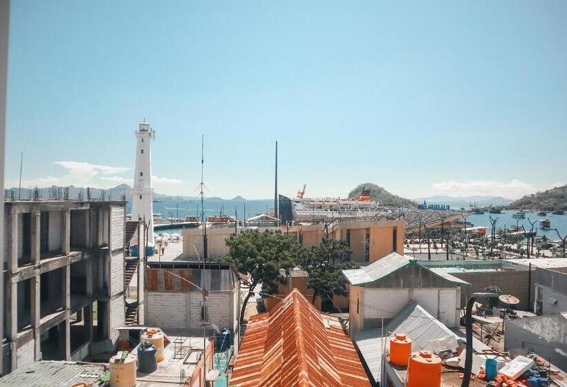 オーシャンビューのプレミアムルーム。, Harbour Komodo