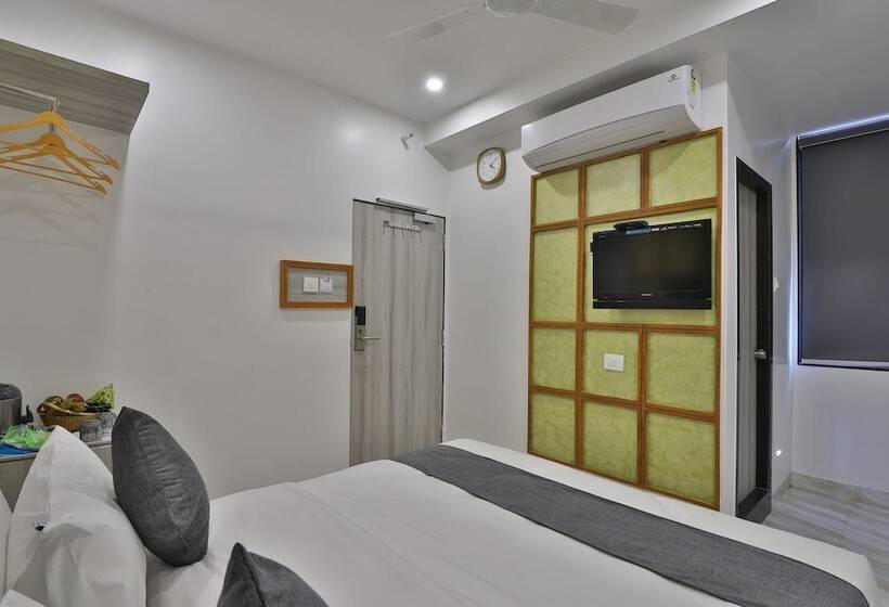 디럭스 룸, Treebo Urban, 1 Km From Railway Station