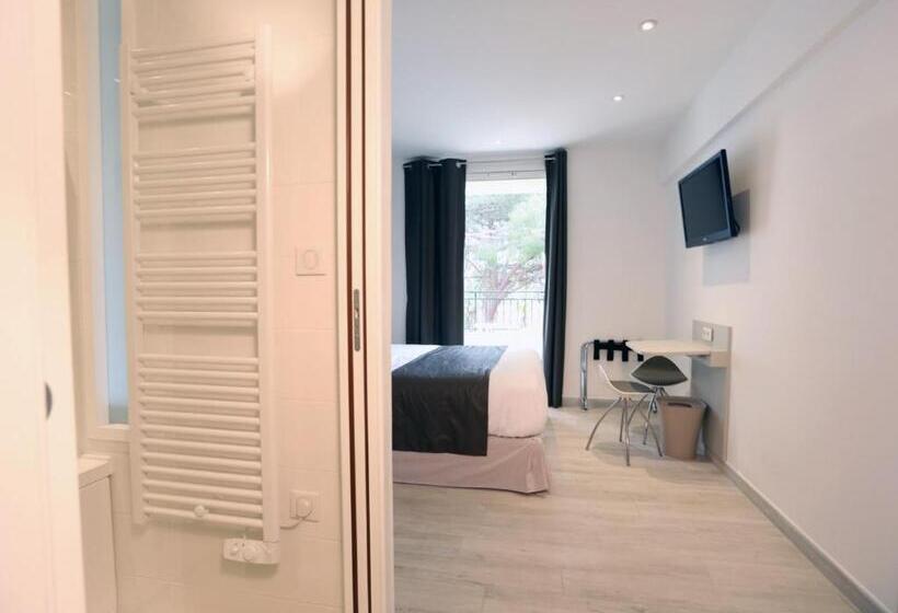 غرفة قياسية مزوَّدة بجاكوزي, Hôtel De La Plage   Hdlp