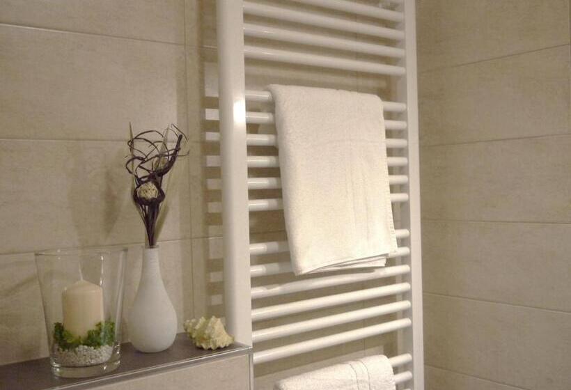 Апартаменты 2 Спальни, Gasthof Zum Schiff