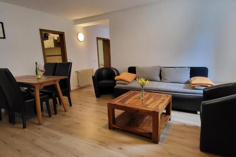 Апартаменты 2 Спальни, Gasthof Zum Schiff