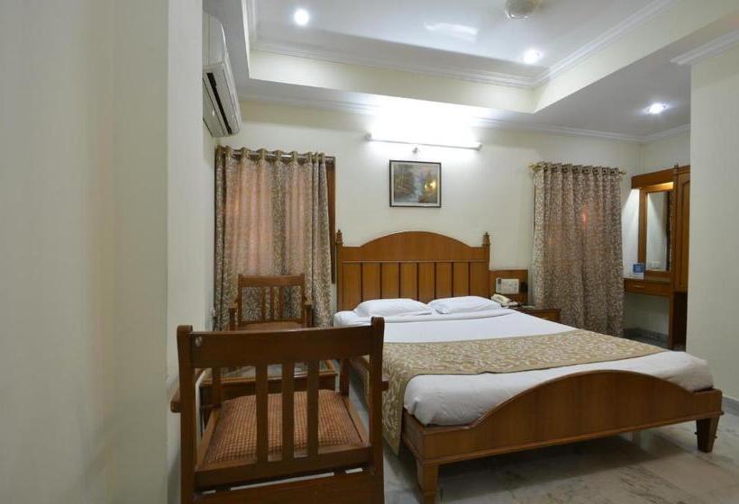 غرفة قياسية, Annapoorna Residency