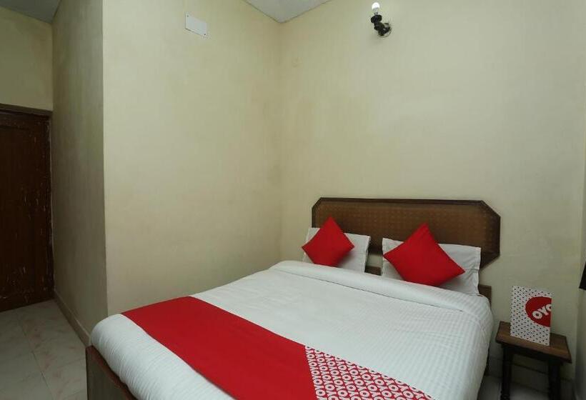 Номер Deluxe, Super Collection O Mathura Near Railway Station Formerly Gaurav Boarding House