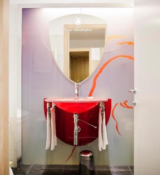 סוויטה, Daytona Business