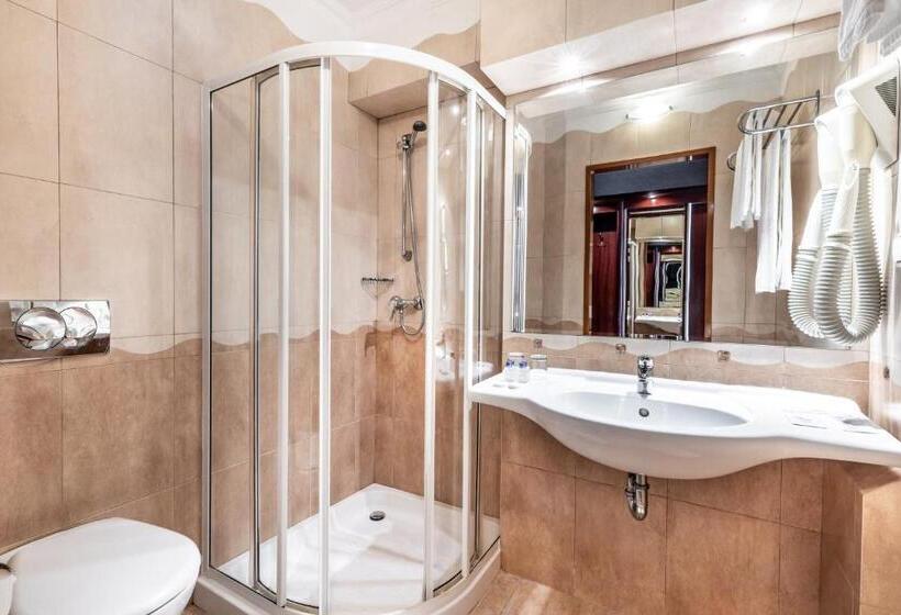 Номер Стандарт, Gołębiewski Białystok