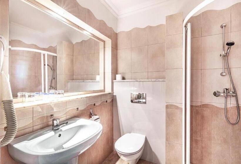 Номер Стандарт, Gołębiewski Białystok