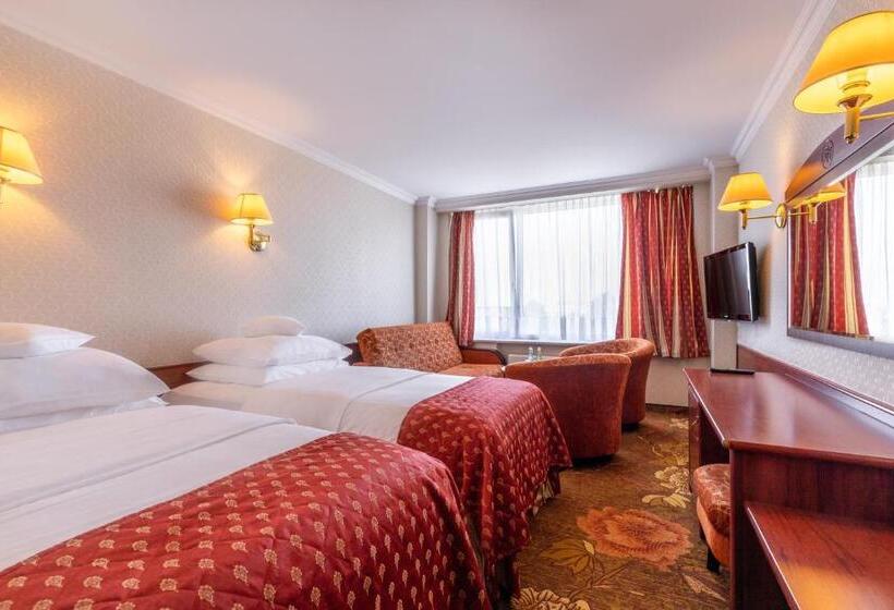 Номер Стандарт, Gołębiewski Białystok