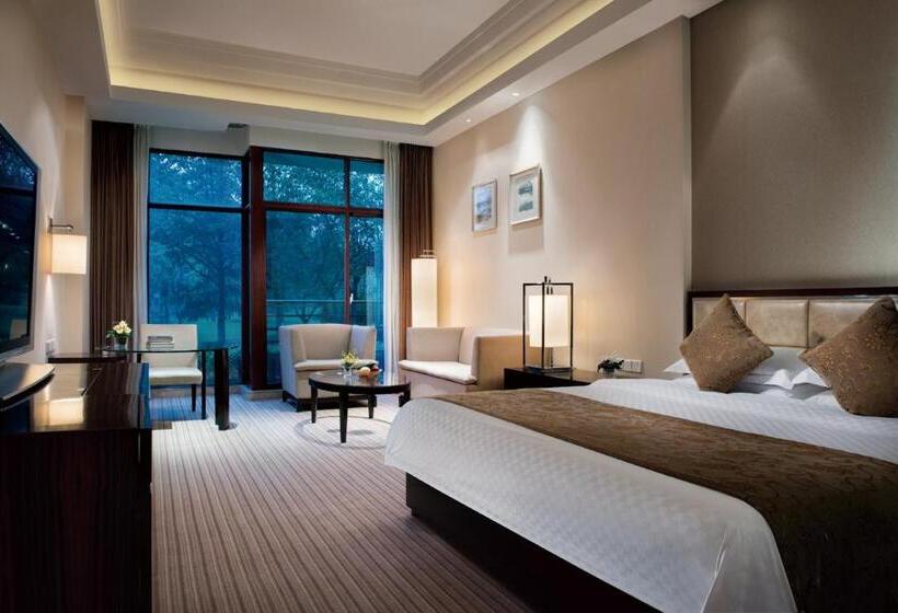 سوییت لوکس, Jinling Riverside