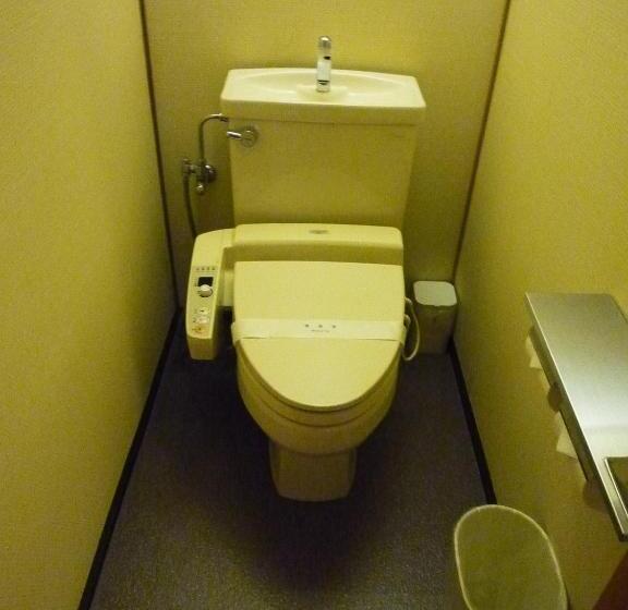 패밀리 룸, Kinparo