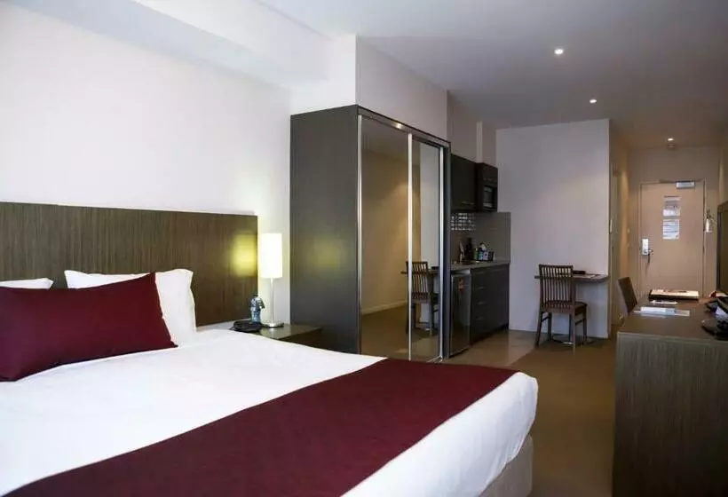 استودیوی استاندارد, Quest Shepparton