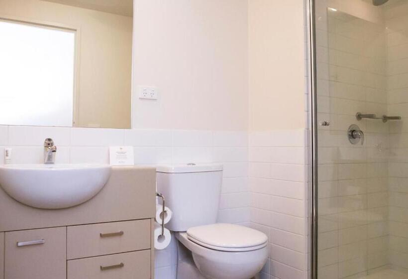 آپارتمان مدیریتی 2 خوابه, Quest Shepparton