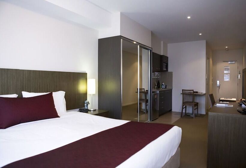 استودیوی استاندارد, Quest Shepparton