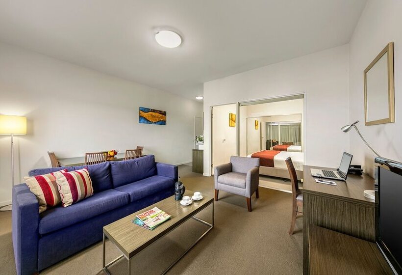 آپارتمان 1 خوابه, Quest Shepparton