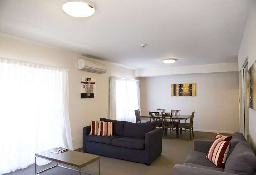 آپارتمان 2 خوابه, Quest Shepparton