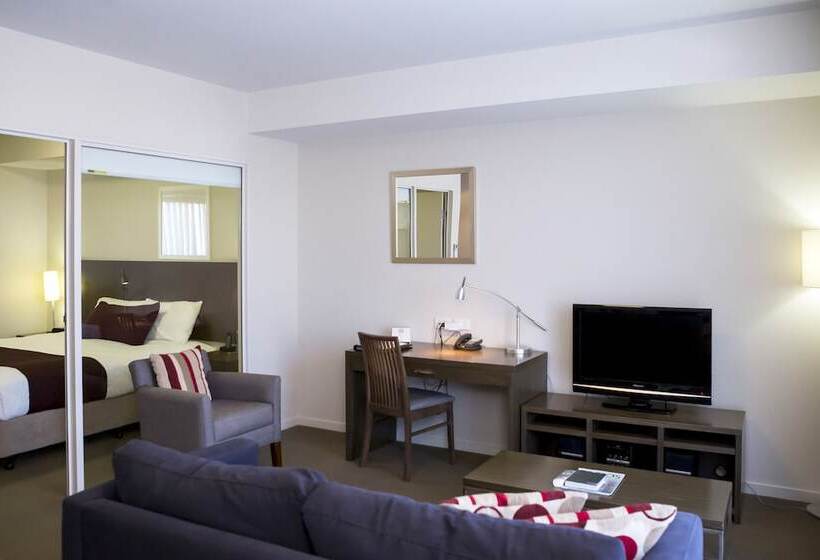 آپارتمان مدیریتی 2 خوابه, Quest Shepparton