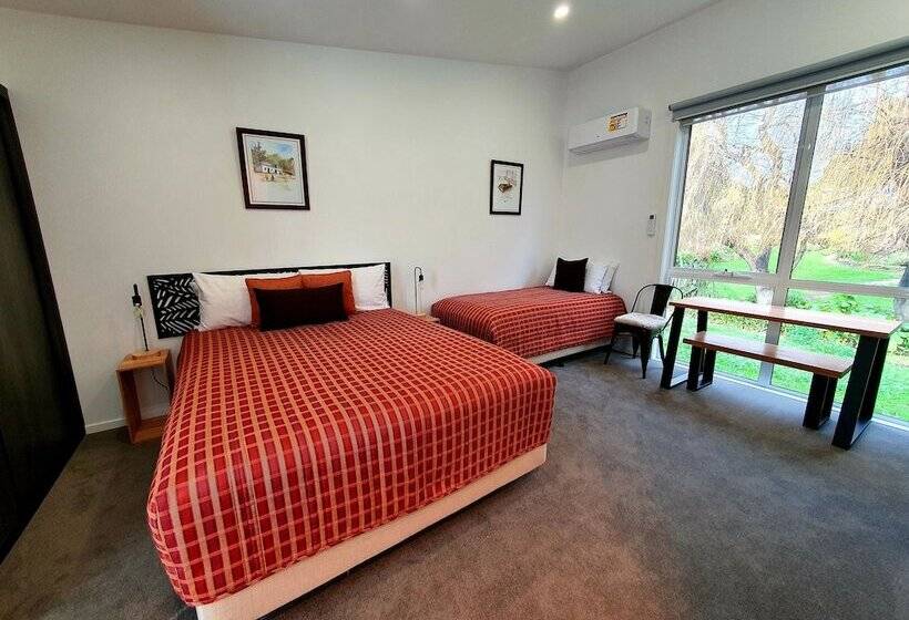 스탠다드 스튜디오, Port Arthur Villas