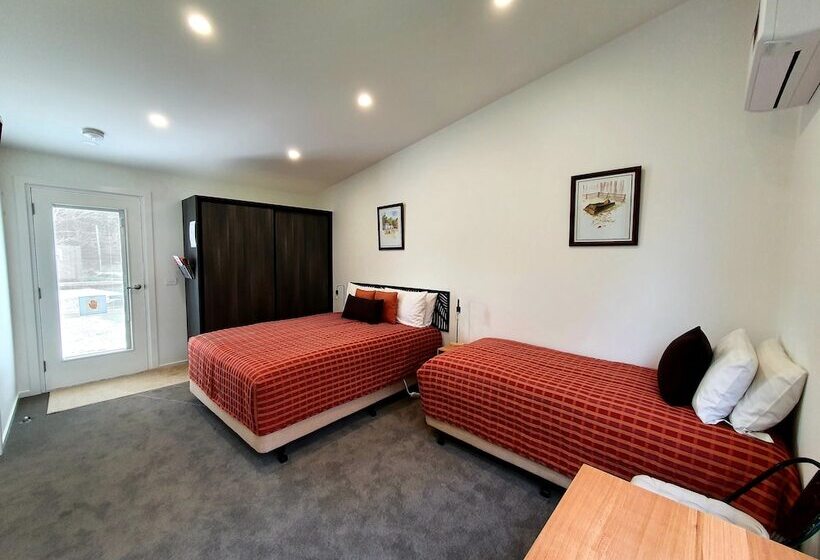 إستوديو قياسى, Port Arthur Villas