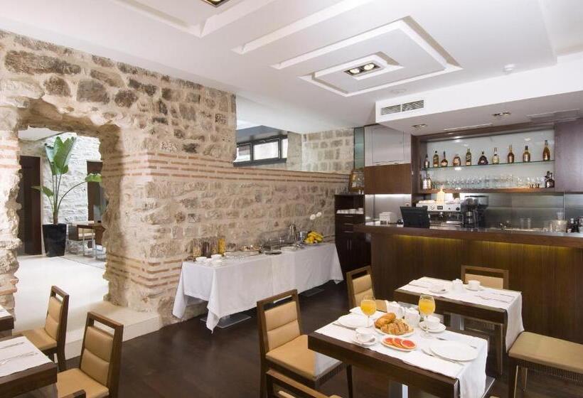 סוויטת ג'וניור, Vestibul Palace & Villa   Small Luxury Hotels Of The World