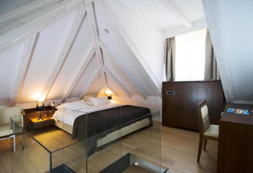 וילת סופריור, חדר שינה 1, Vestibul Palace & Villa   Small Luxury Hotels Of The World