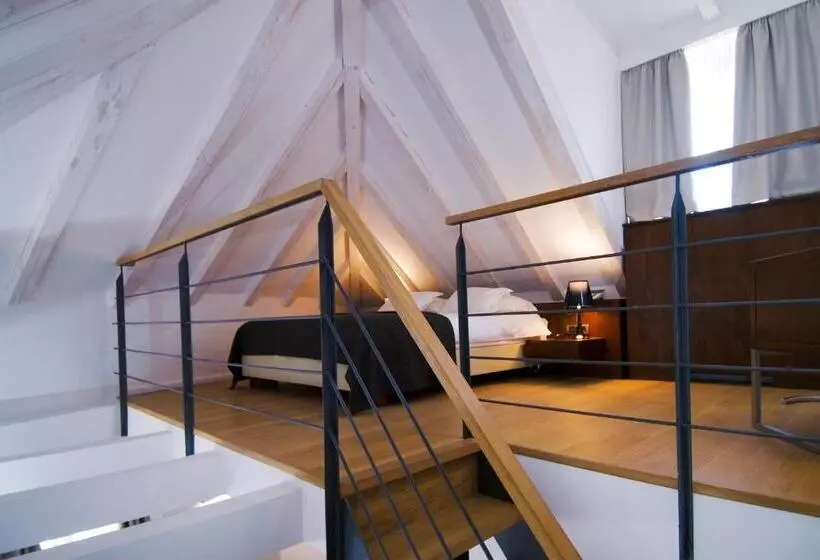 スーペリアー１ベッドルームビラ, Vestibul Palace & Villa   Small Luxury Hotels Of The World