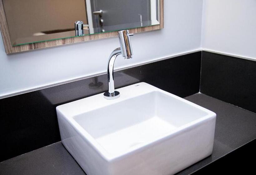 Номер Стандарт Трехместный, Vila Catavento