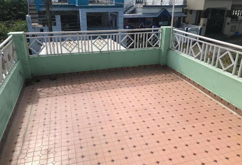 חדר אקונומי, 9backpackers