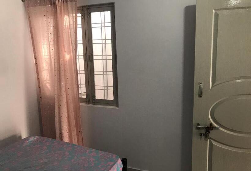 חדר אקונומי יחיד, 9backpackers