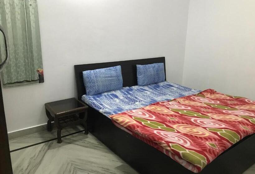 סוויטת 2 חדרי שינה, 9backpackers