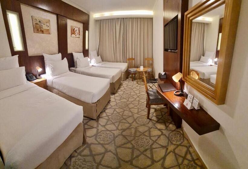 Четырехместный Номер Deluxe, Jiwar Al Madina