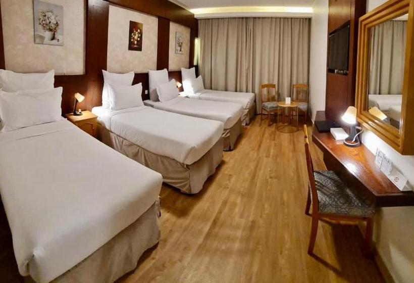 Четырехместный Номер Deluxe, Jiwar Al Madina