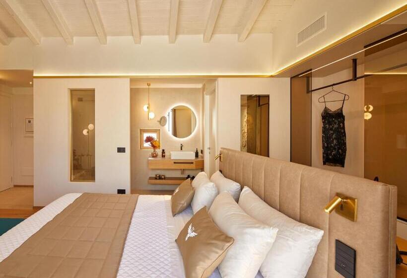 Люкс Кровать Кинг, Relais Forte Benedek Wine & Spa   Adults Only