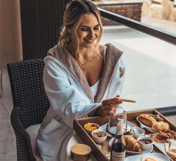 جناح سرير كينج, Relais Forte Benedek Wine & Spa   Adults Only