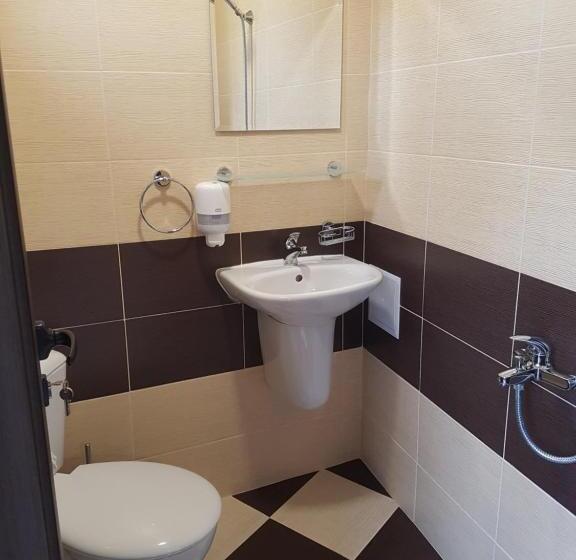 Апартаменты 2 Спальни, хотелски комплекс саня