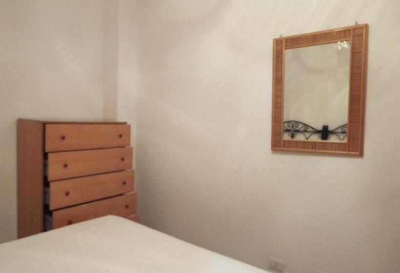 标准工作室, La Grazia