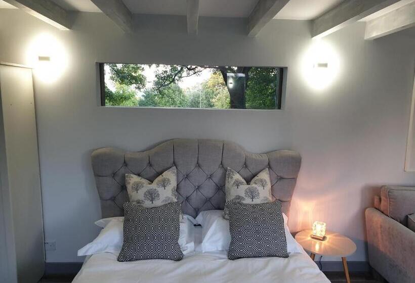 Люкс Deluxe Кровать Кинг, The Cozy Shed